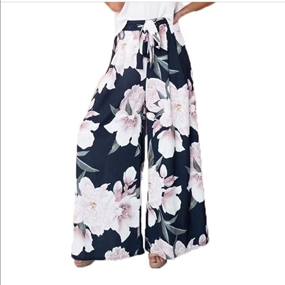 Pants - Boho high waisted wide legged pants